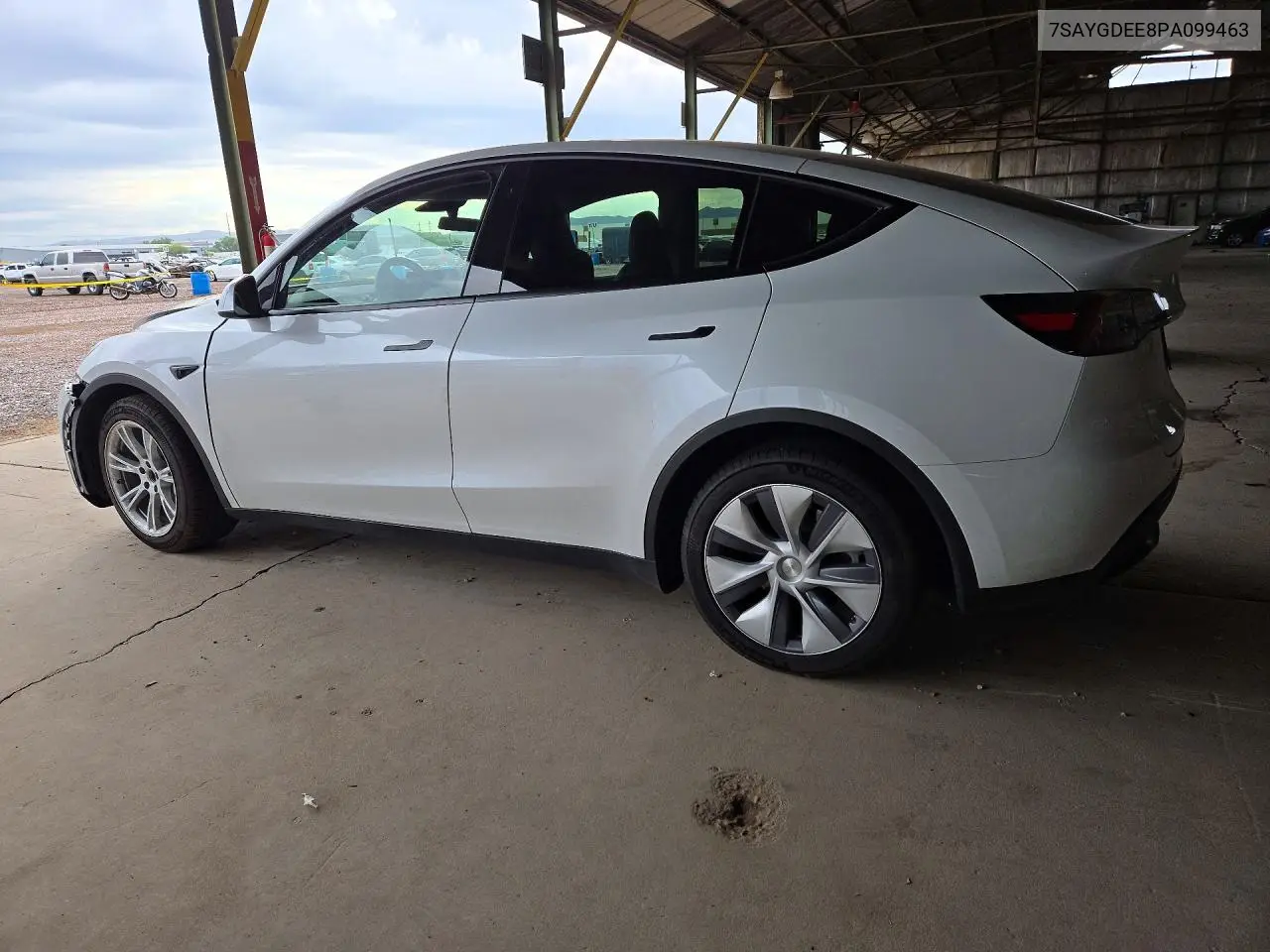 2023 TESLA MODEL Y VIN 7SAYGDEE8PA099463 — фото 2