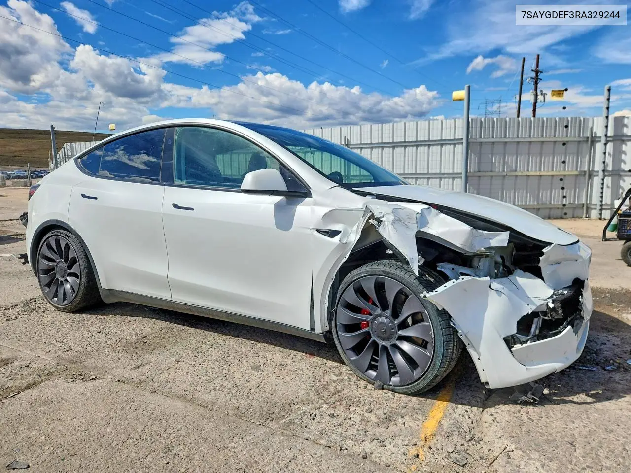 2024 TESLA MODEL Y VIN 7SAYGDEF3RA329244 — фото 4