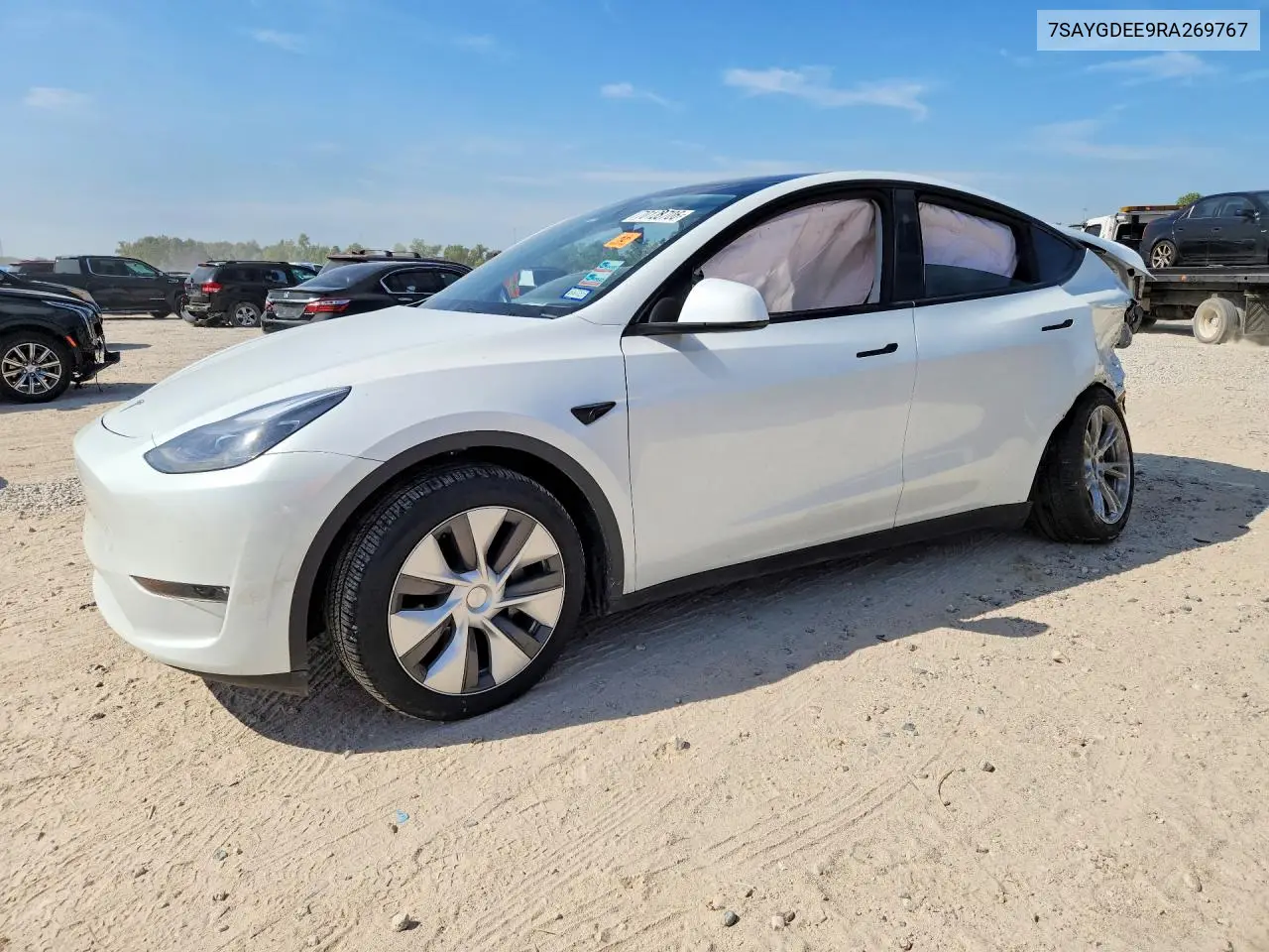TESLA MODEL Y 2024, VIN 7SAYGDEE9RA269767