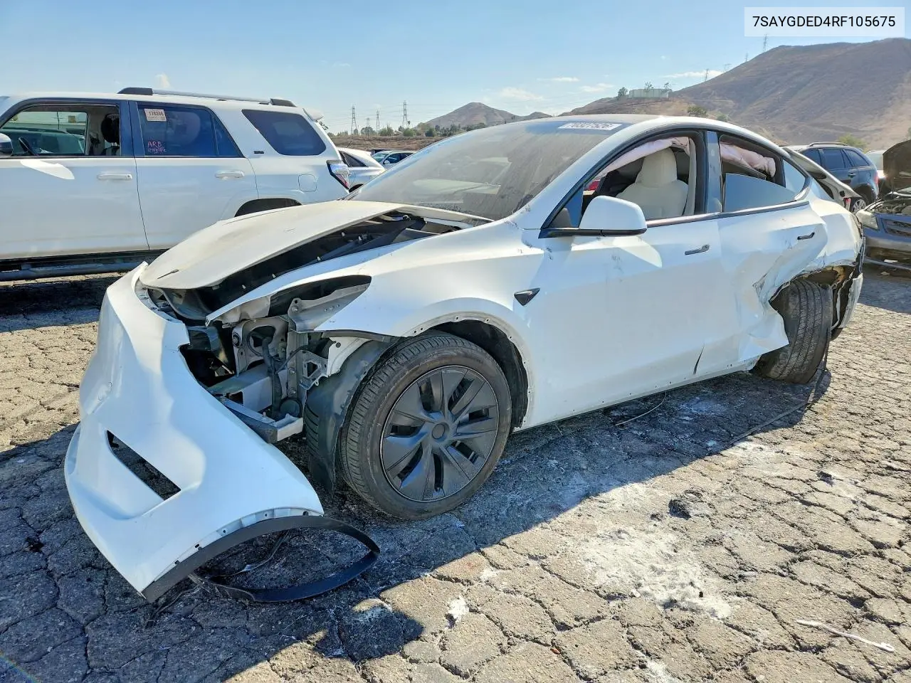 TESLA MODEL Y 2024, VIN 7SAYGDED4RF105675