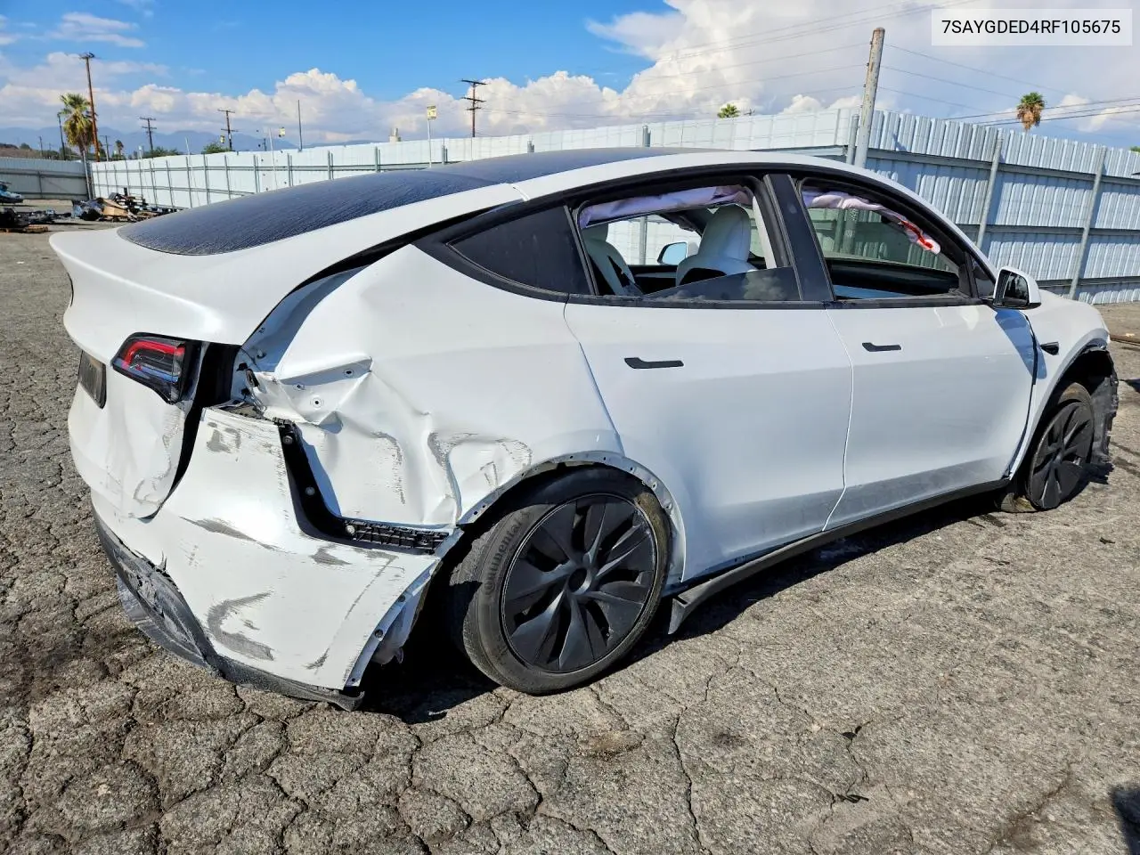 2024 TESLA MODEL Y VIN 7SAYGDED4RF105675 — фото 3