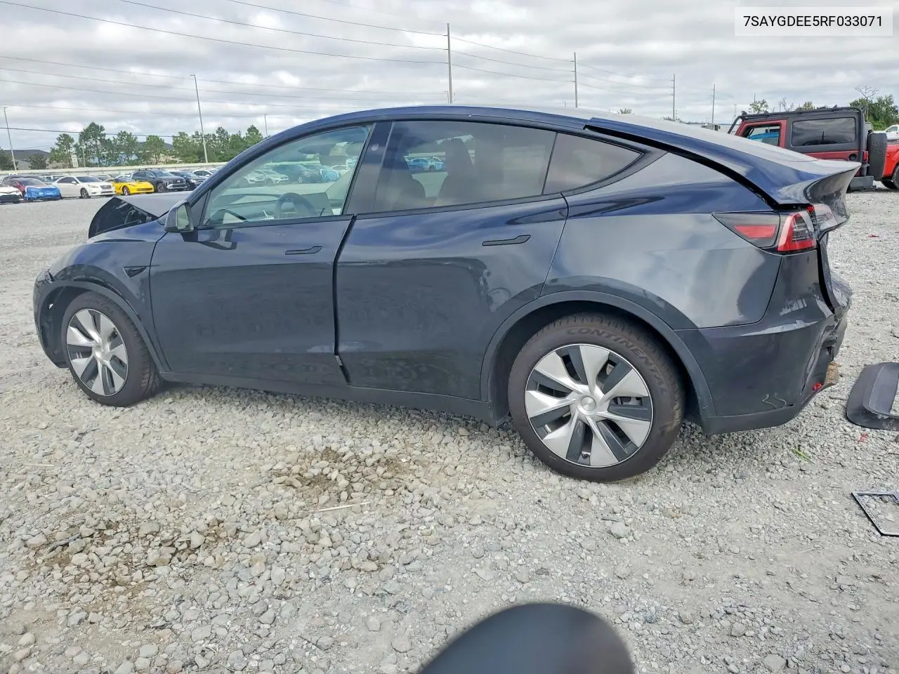 2024 TESLA MODEL Y VIN 7SAYGDEE5RF033071 — фото 2