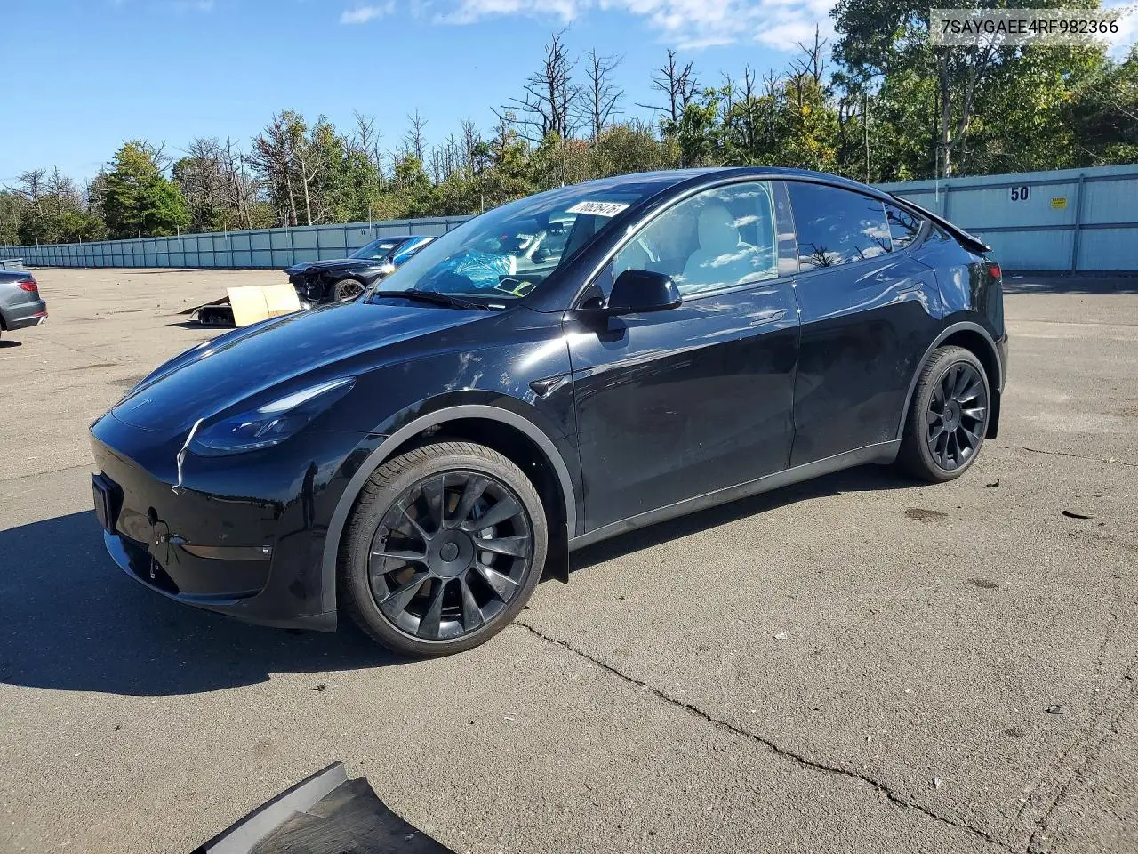 TESLA MODEL Y 2024, VIN 7SAYGAEE4RF982366