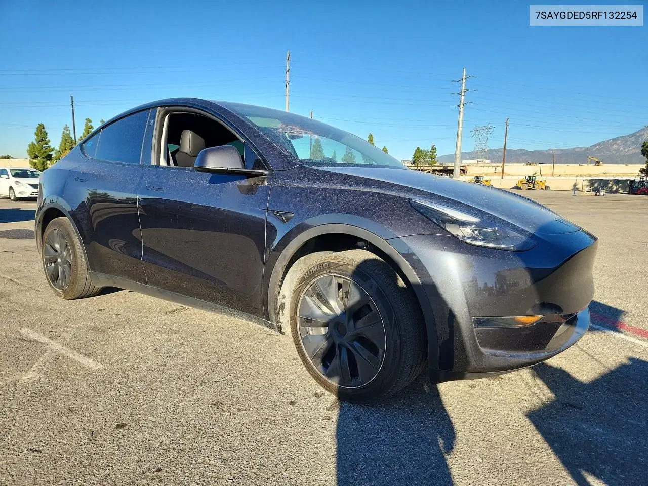 2024 TESLA MODEL Y VIN 7SAYGDED5RF132254 — фото 4