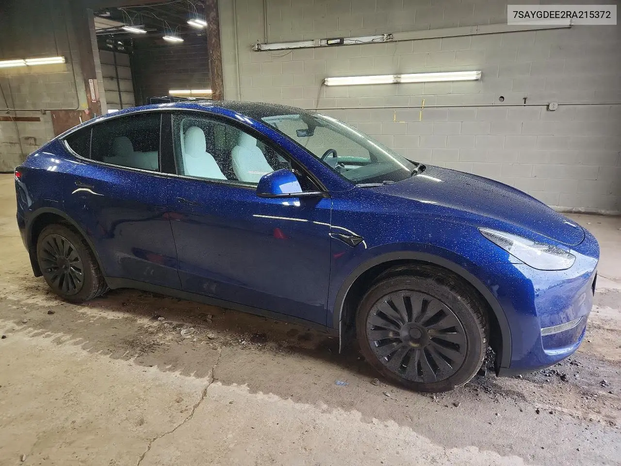 2024 TESLA MODEL Y VIN 7SAYGDEE2RA215372 — фото 4