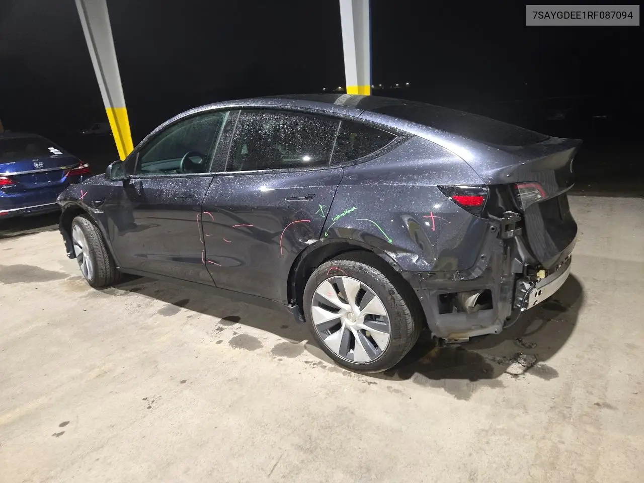 2024 TESLA MODEL Y VIN 7SAYGDEE1RF087094 — фото 2