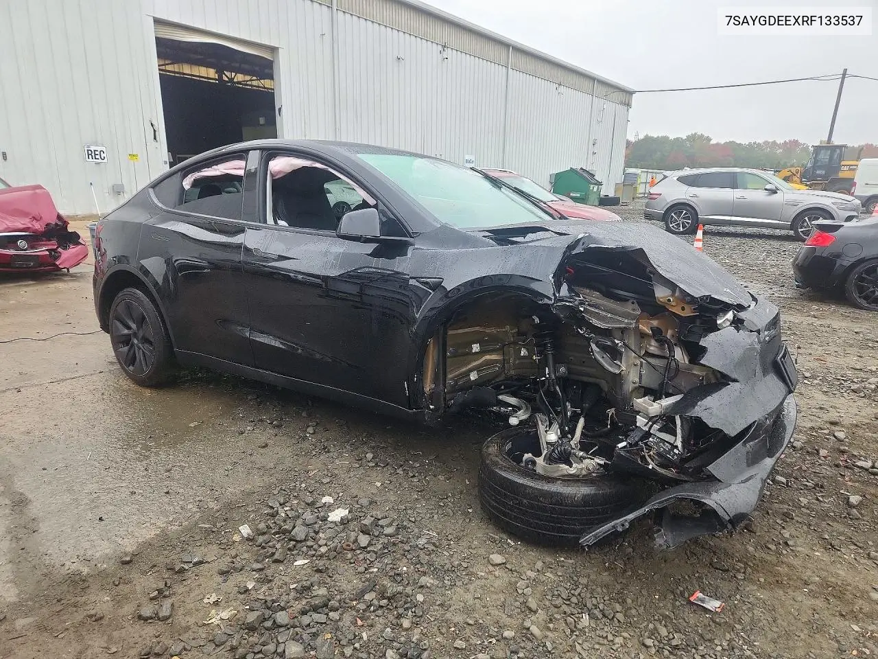 2024 TESLA MODEL Y VIN 7SAYGDEEXRF133537 — фото 4