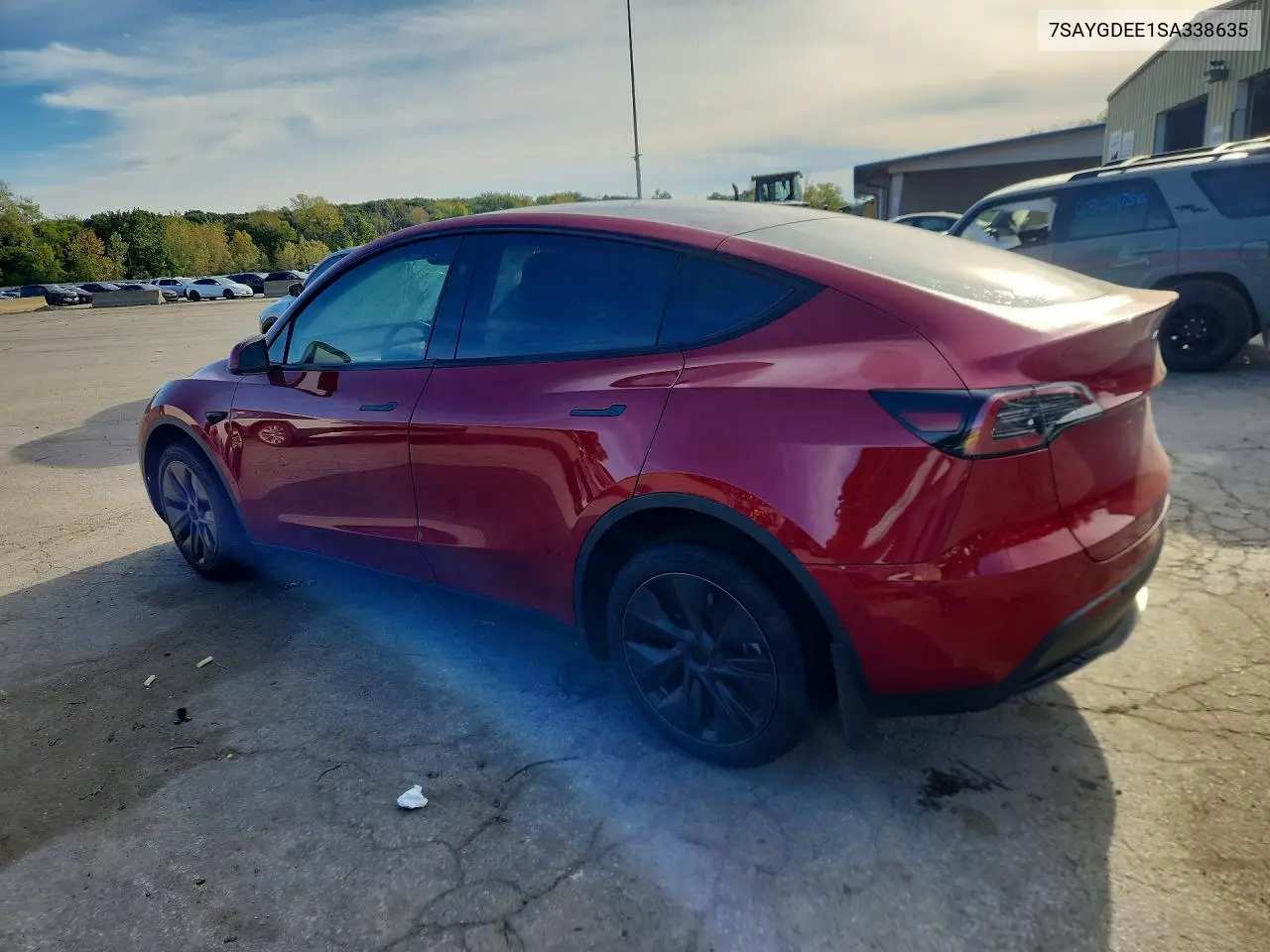 2025 TESLA MODEL Y VIN 7SAYGDEE1SA338635 — фото 2