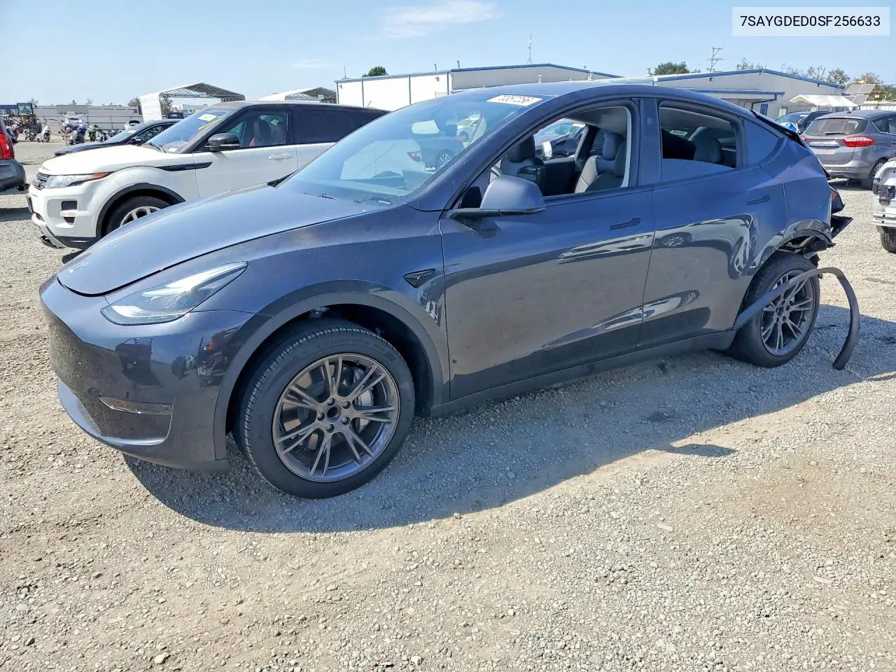 TESLA MODEL Y 2025, VIN 7SAYGDED0SF256633