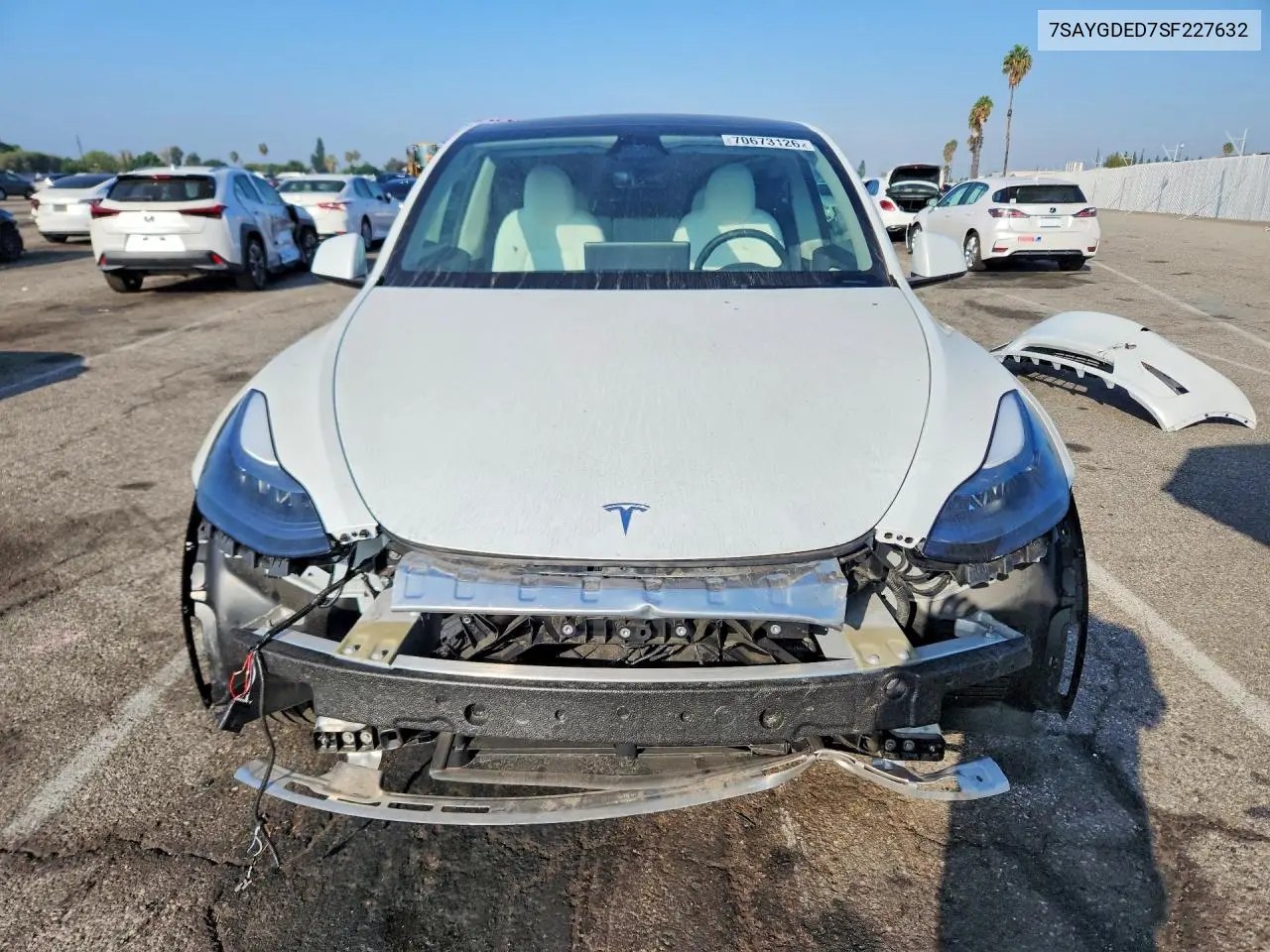 2025 TESLA MODEL Y VIN 7SAYGDED7SF227632 — фото 5