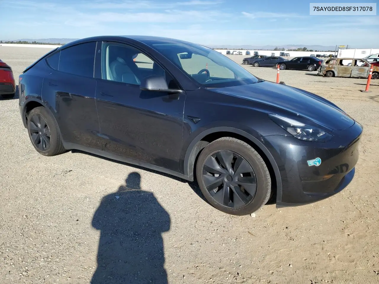 2025 TESLA MODEL Y VIN 7SAYGDED8SF317078 — фото 4