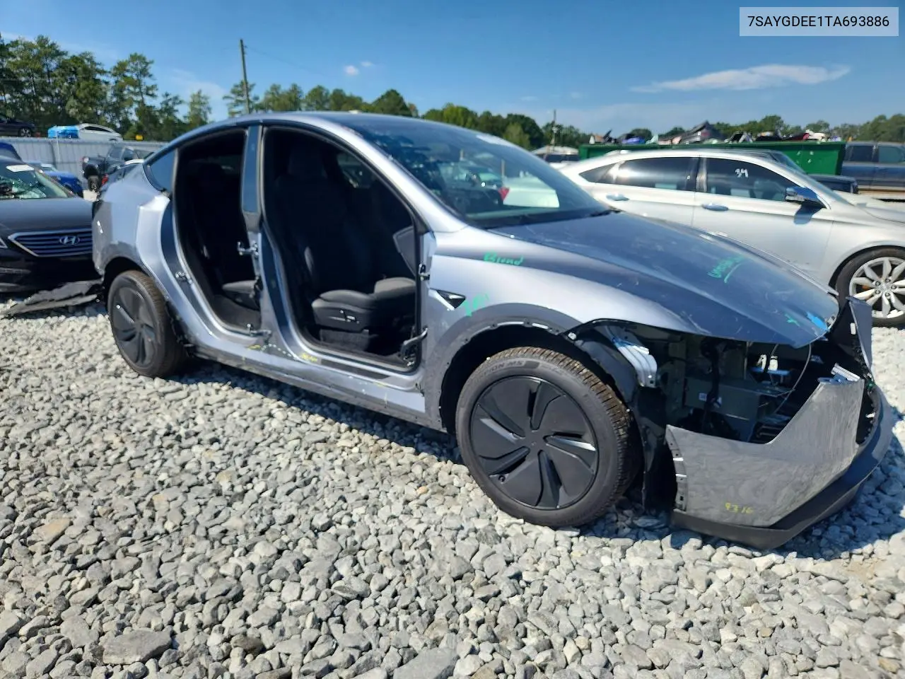 2026 TESLA MODEL Y VIN 7SAYGDEE1TA693886 — фото 4
