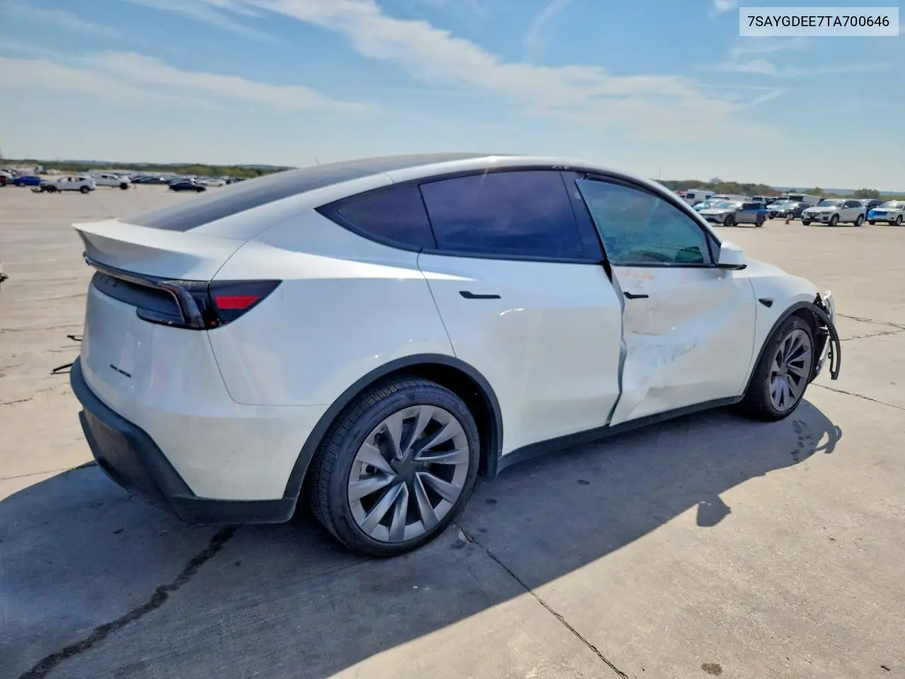 2026 TESLA MODEL Y VIN 7SAYGDEE7TA700646 — фото 3
