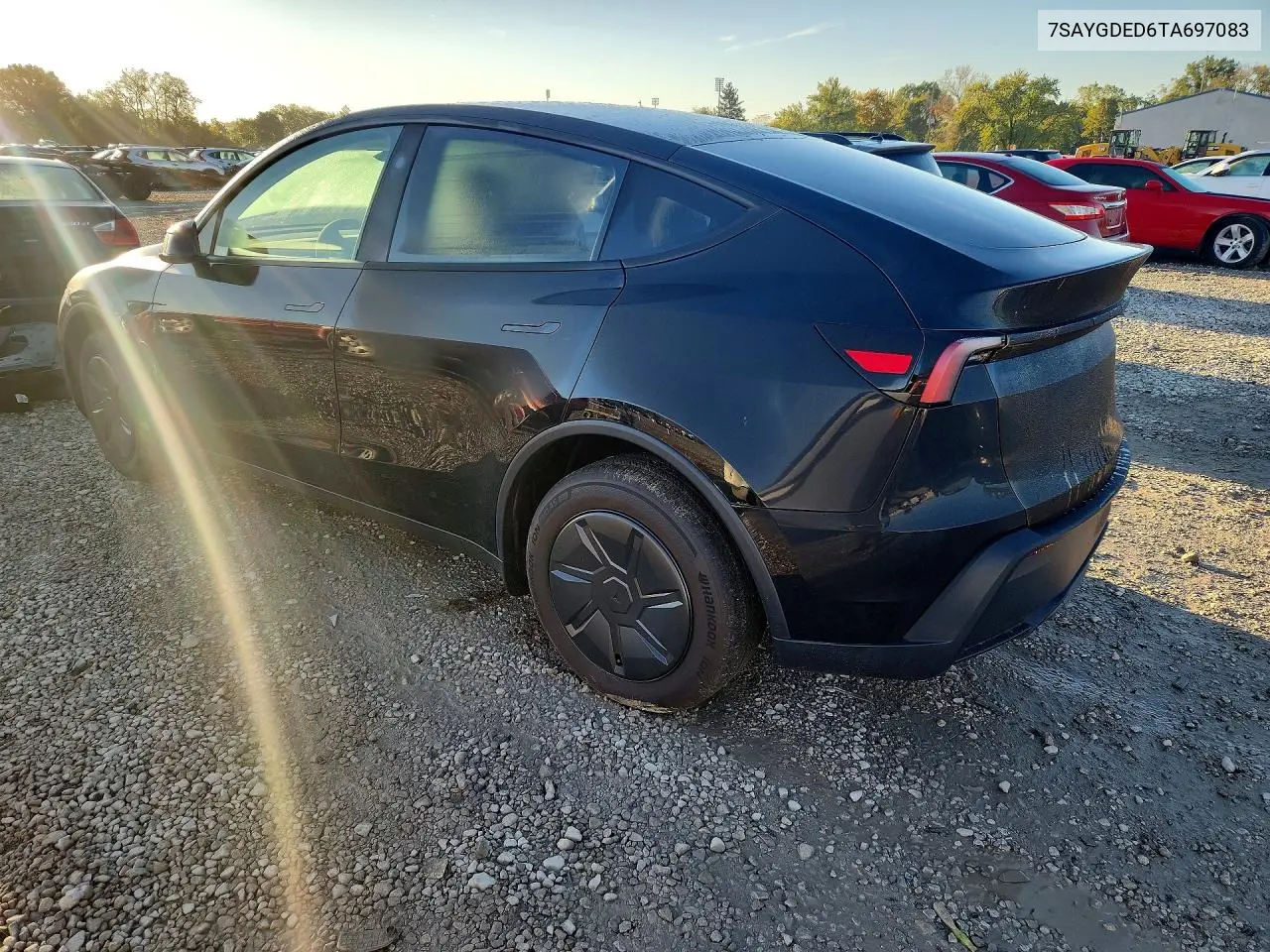 2026 TESLA MODEL Y VIN 7SAYGDED6TA697083 — фото 2
