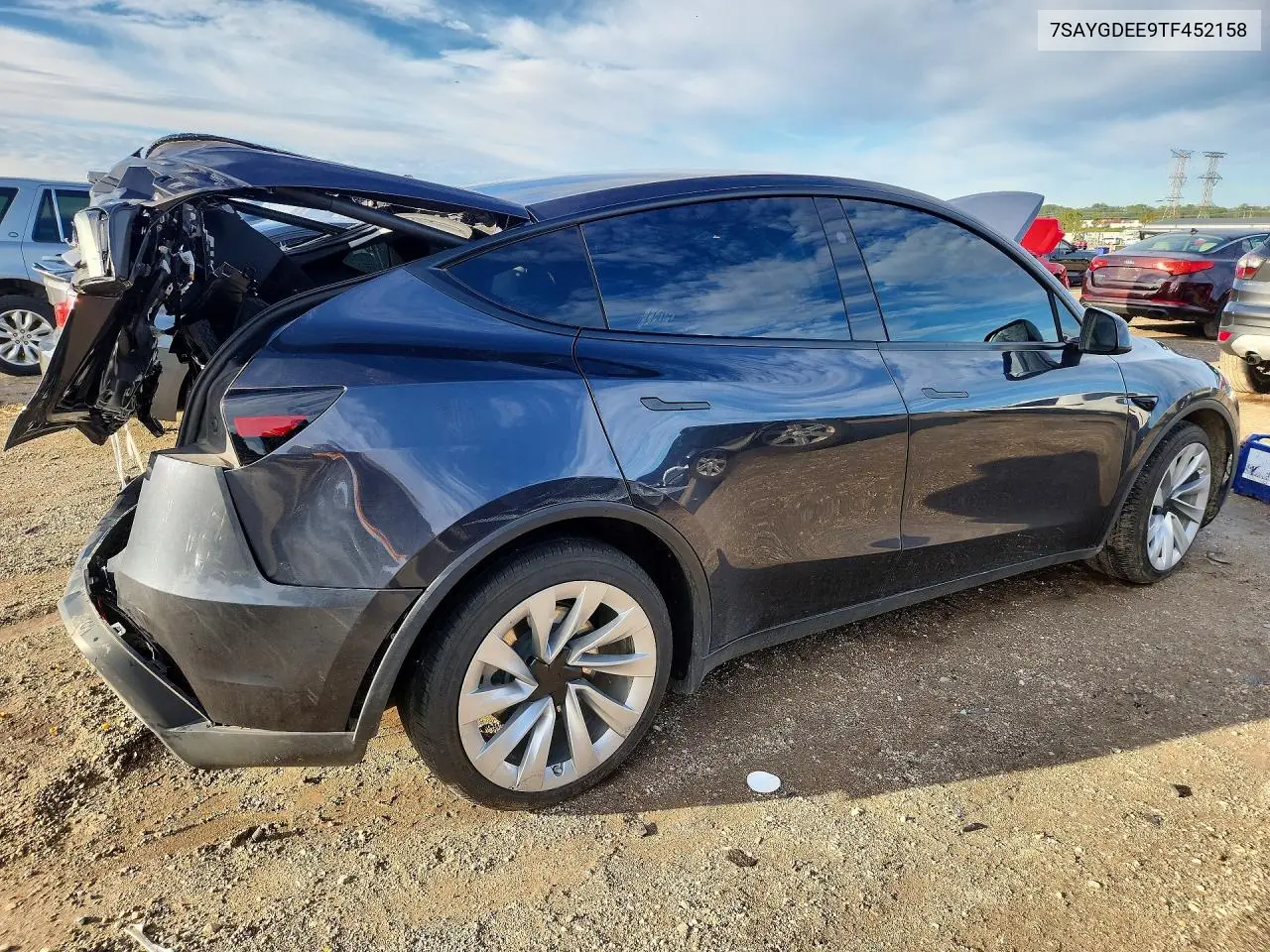 2026 TESLA MODEL Y VIN 7SAYGDEE9TF452158 — фото 3