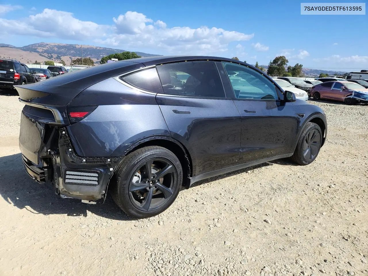 2026 TESLA MODEL Y VIN 7SAYGDED5TF613595 — фото 3