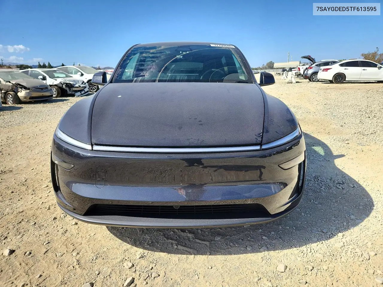 2026 TESLA MODEL Y VIN 7SAYGDED5TF613595 — фото 5