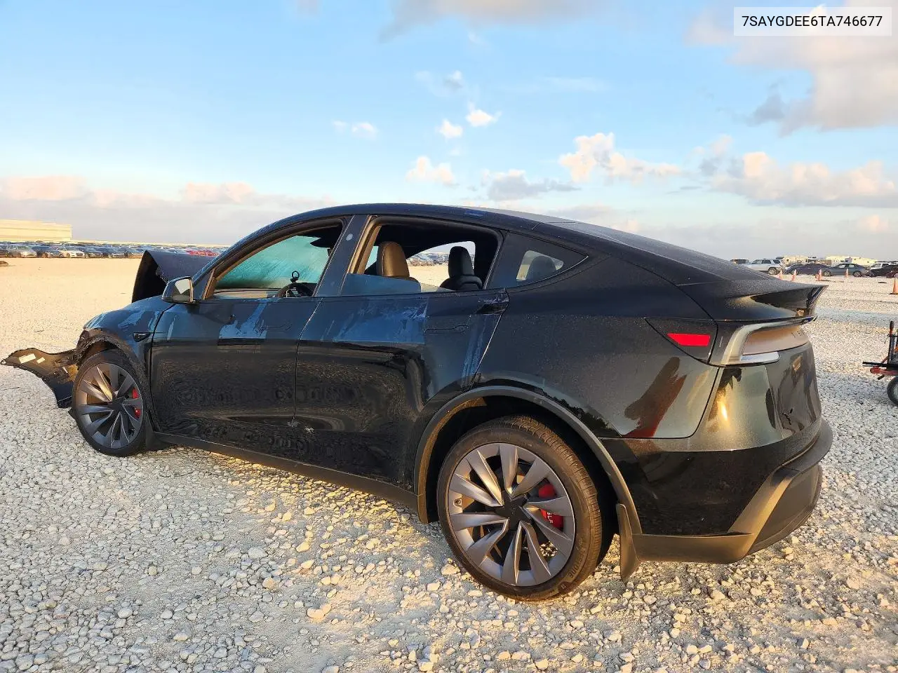 2026 TESLA MODEL Y VIN 7SAYGDEE6TA746677 — фото 2