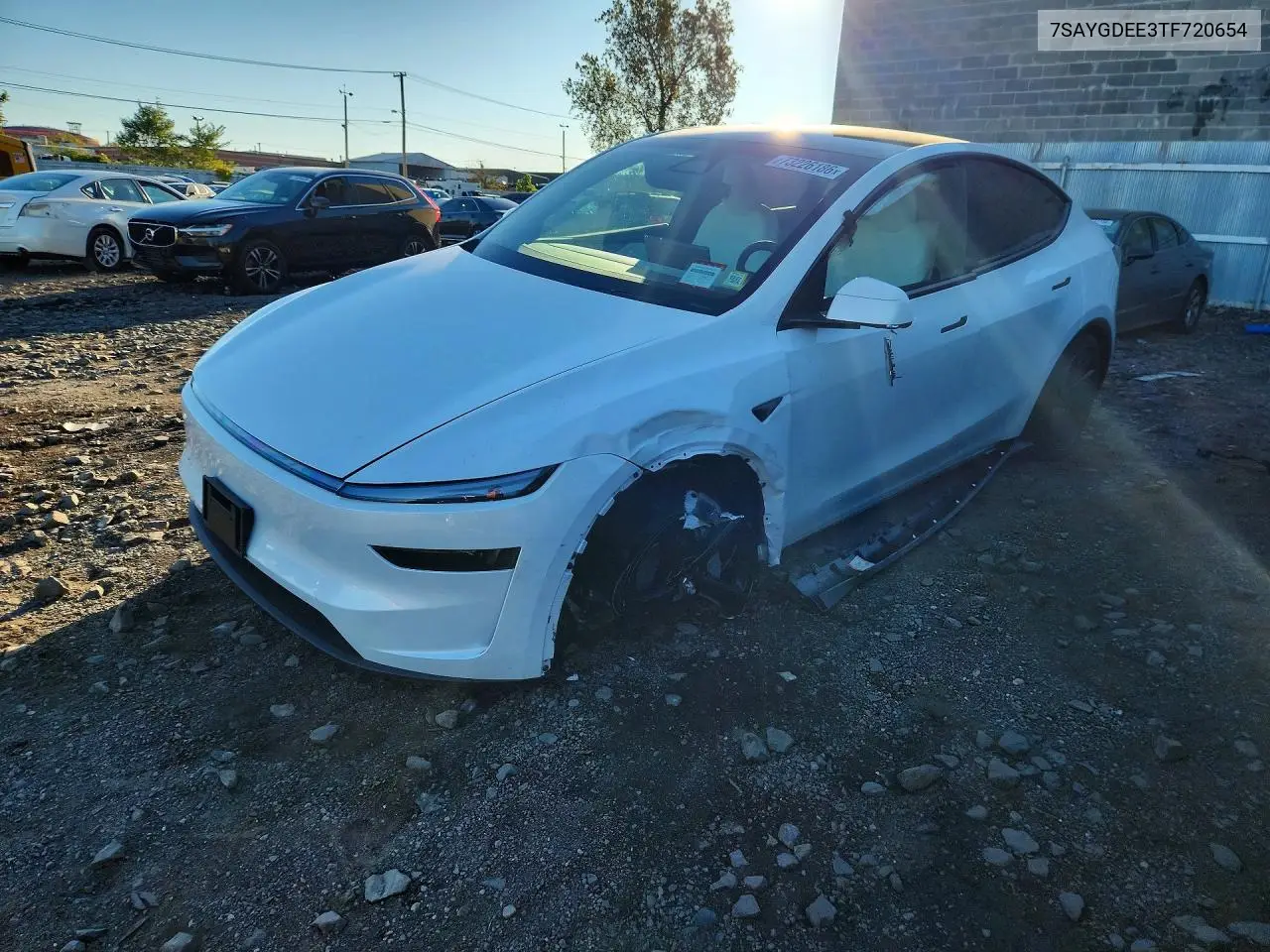 TESLA MODEL Y 2026, VIN 7SAYGDEE3TF720654