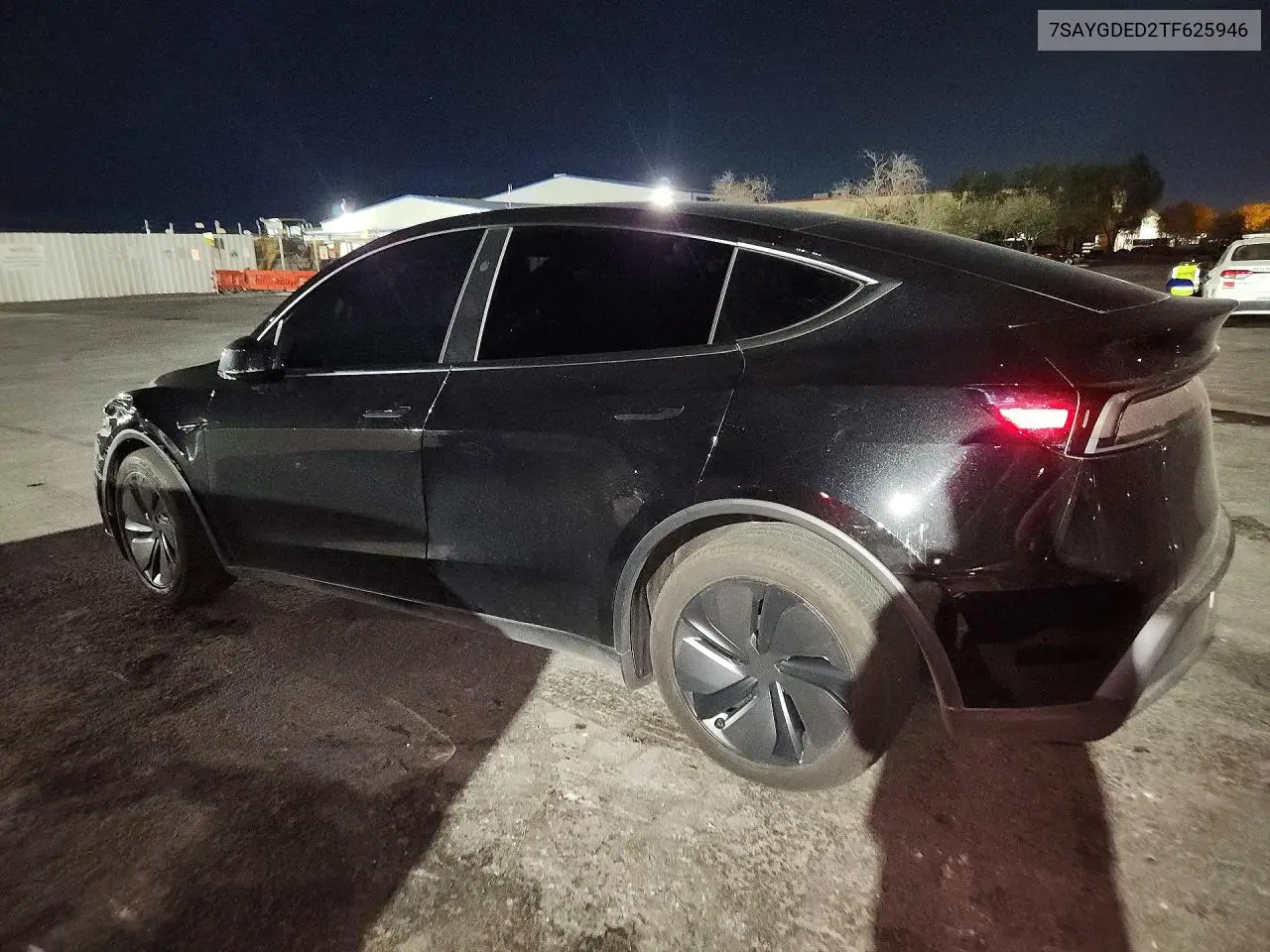 2026 TESLA MODEL Y VIN 7SAYGDED2TF625946 — фото 2