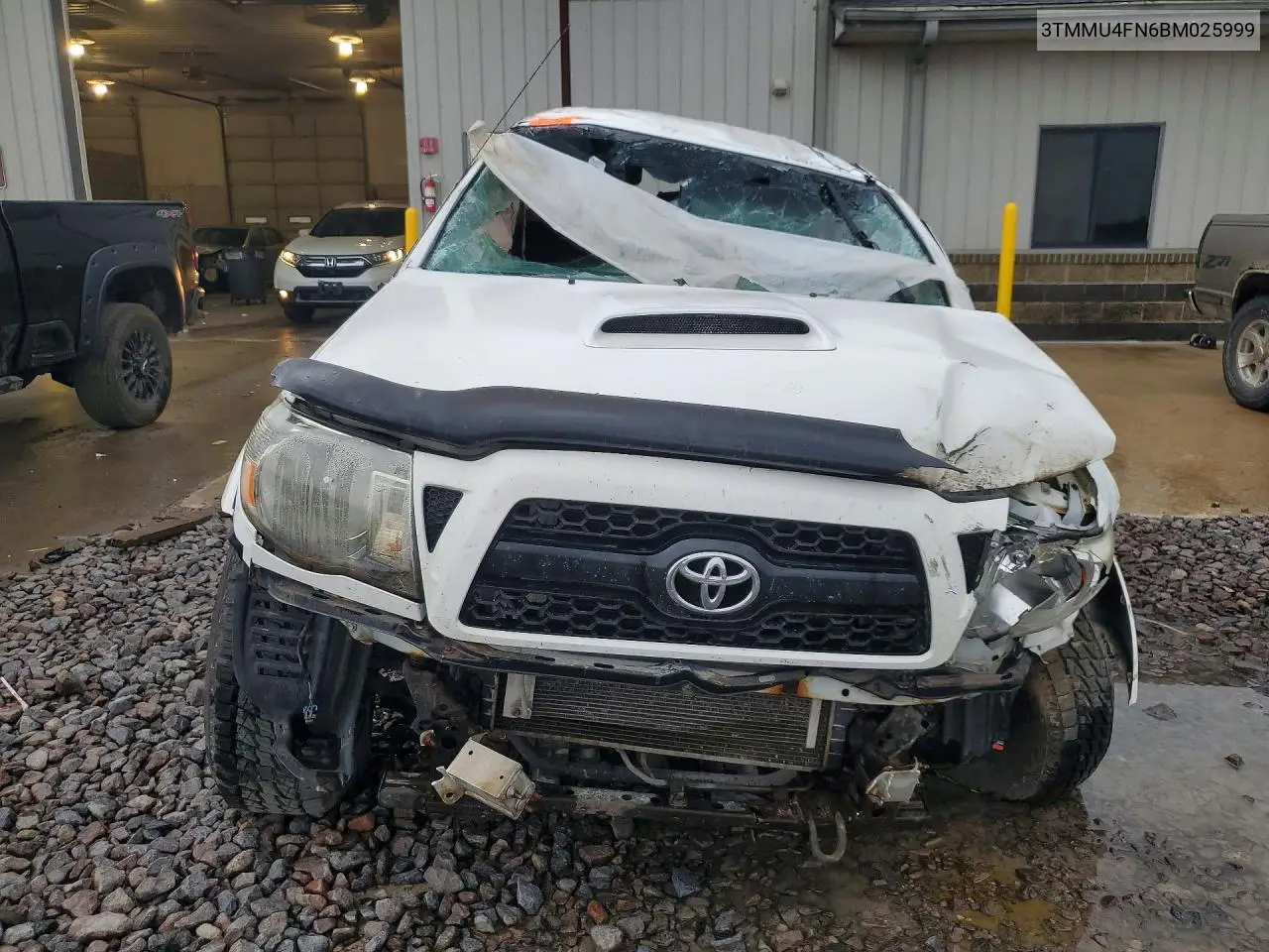 2011 TOYOTA TACOMA VIN 3TMMU4FN6BM025999 — фото 5