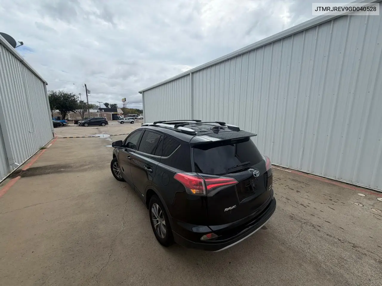 2016 TOYOTA RAV 4 VIN JTMRJREV9GD040528 — фото 3