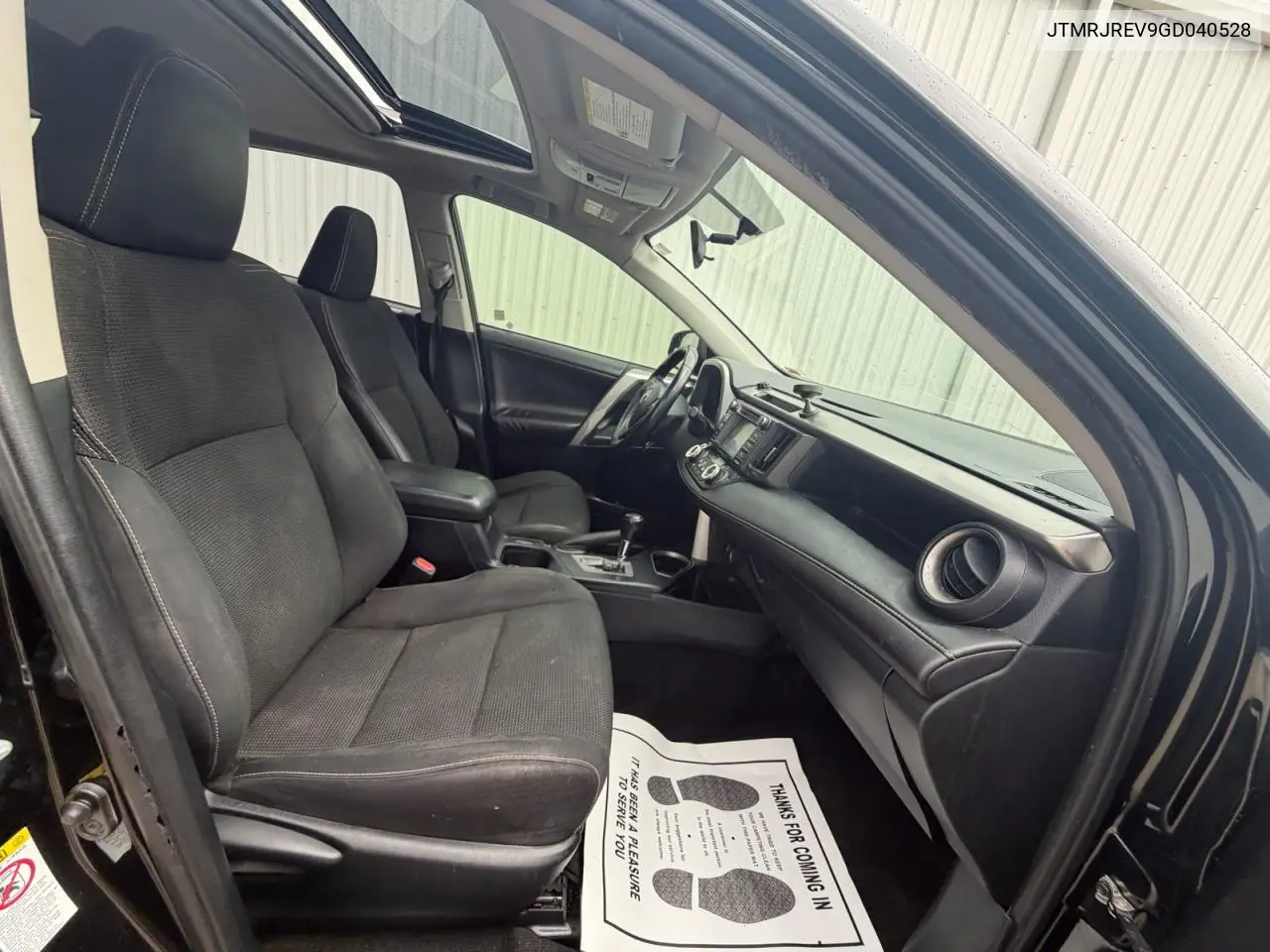 2016 TOYOTA RAV 4 VIN JTMRJREV9GD040528 — фото 5