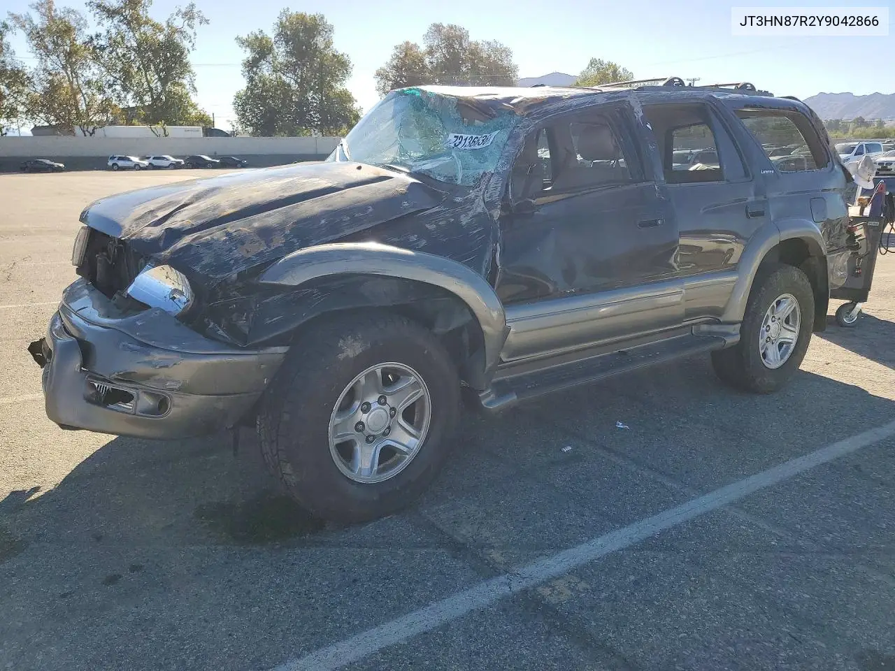 TOYOTA 4RUNNER 2000, VIN JT3HN87R2Y9042866