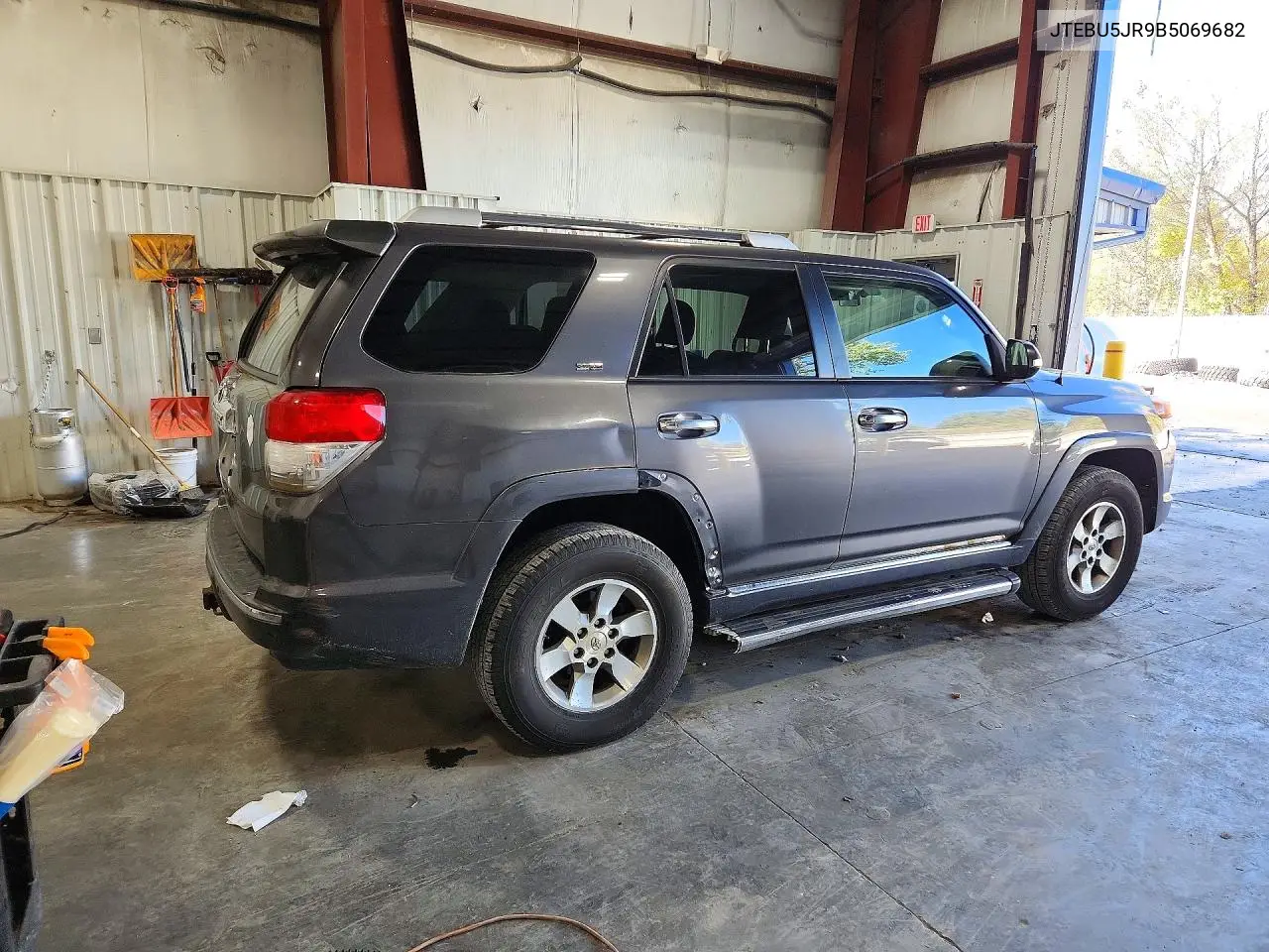 2011 TOYOTA 4RUNNER VIN JTEBU5JR9B5069682 — фото 3