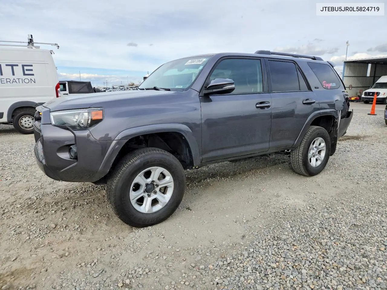 TOYOTA 4RUNNER 2020, VIN JTEBU5JR0L5824719