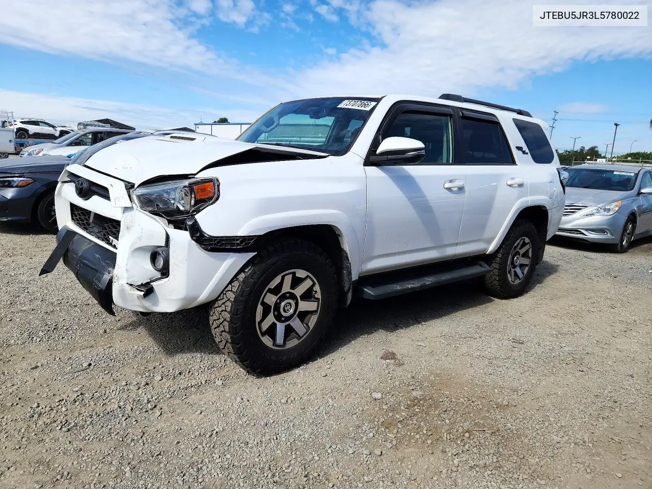 TOYOTA 4RUNNER 2020, VIN JTEBU5JR3L5780022
