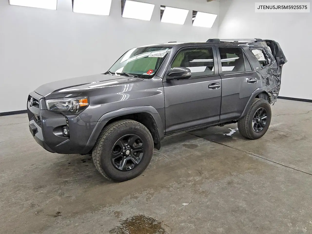 TOYOTA 4RUNNER 2021, VIN JTENU5JR5M5925575