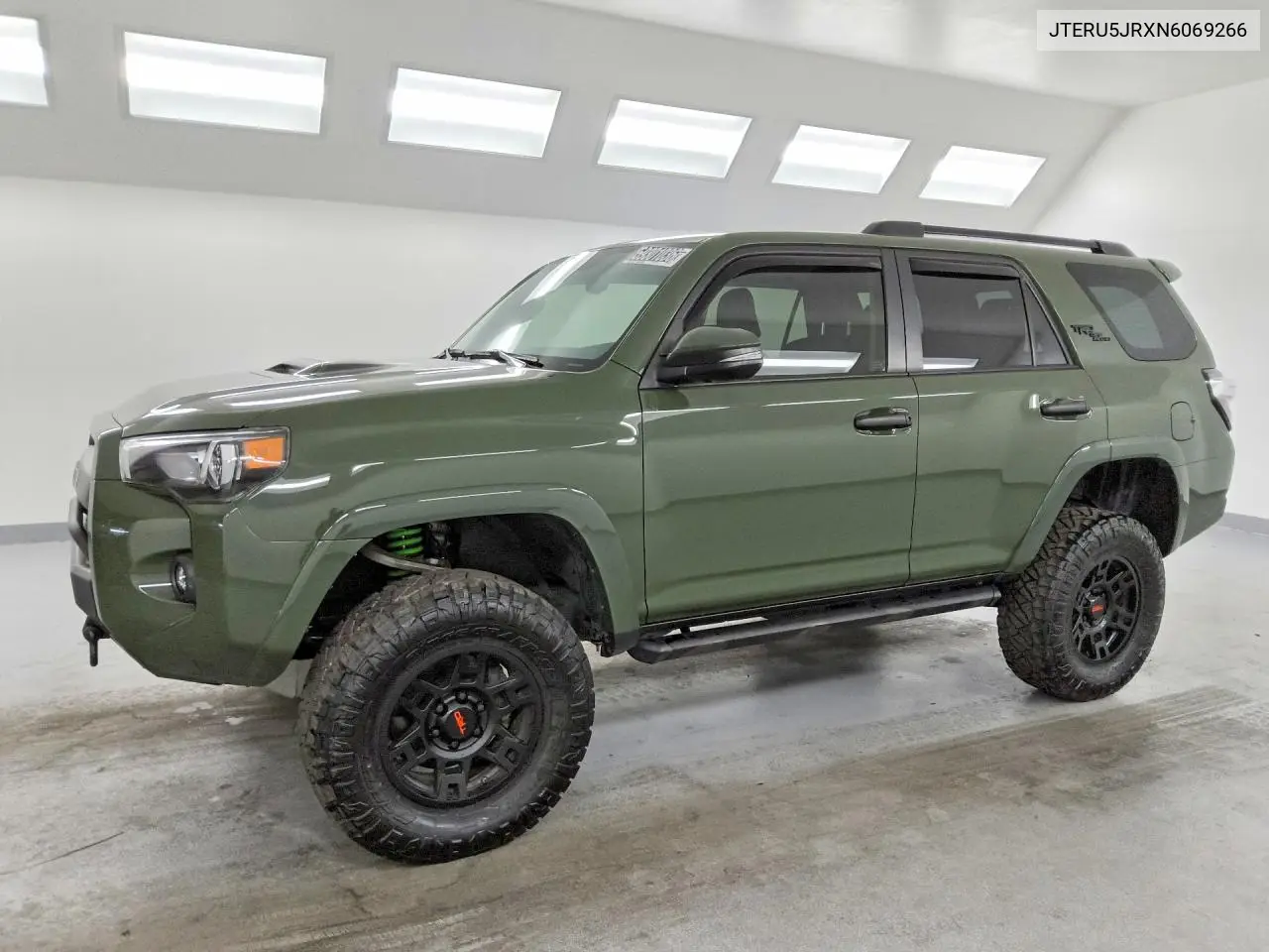 TOYOTA 4RUNNER 2022, VIN JTERU5JRXN6069266
