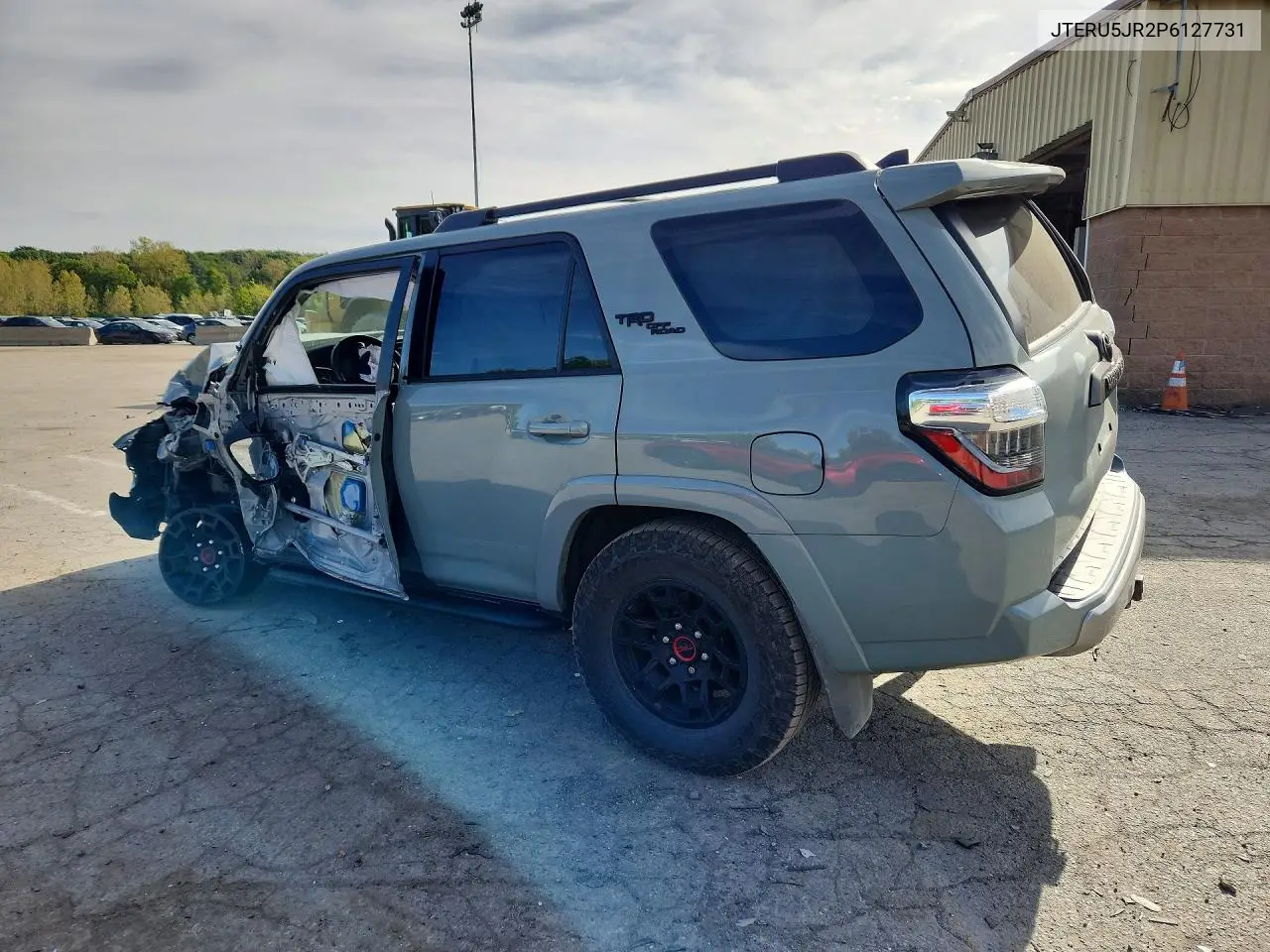 2023 TOYOTA 4RUNNER VIN JTERU5JR2P6127731 — фото 2