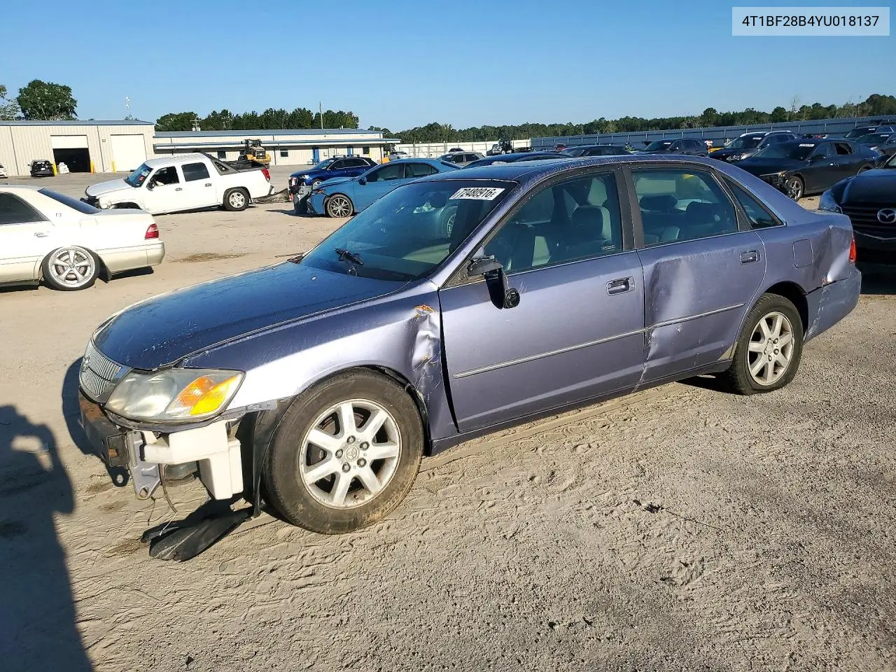 TOYOTA AVALON 2000, VIN 4T1BF28B4YU018137
