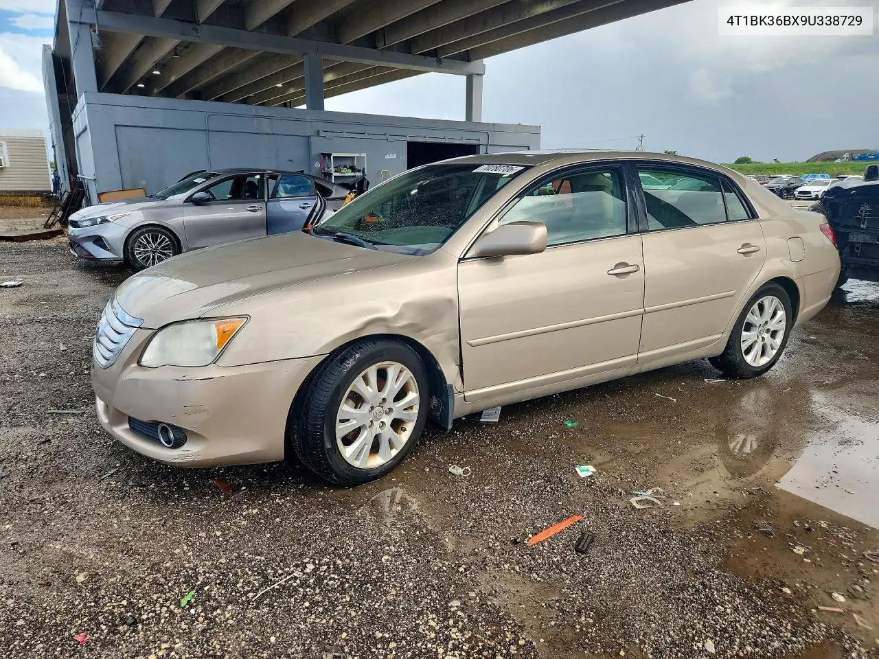 TOYOTA AVALON 2009, VIN 4T1BK36BX9U338729