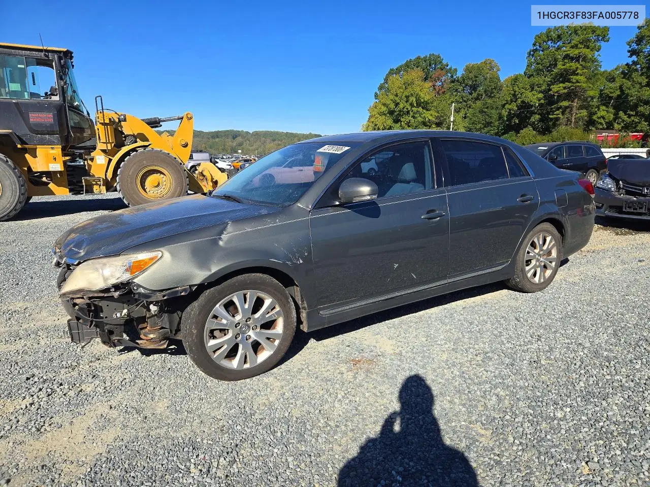 TOYOTA AVALON 2011, VIN 1HGCR3F83FA005778