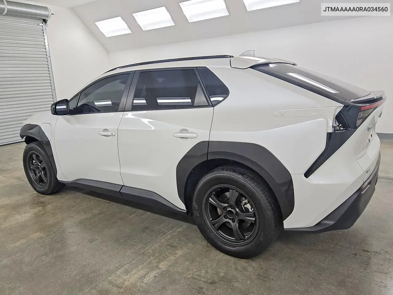 2024 TOYOTA BZ4X VIN JTMAAAAA0RA034560 — фото 2