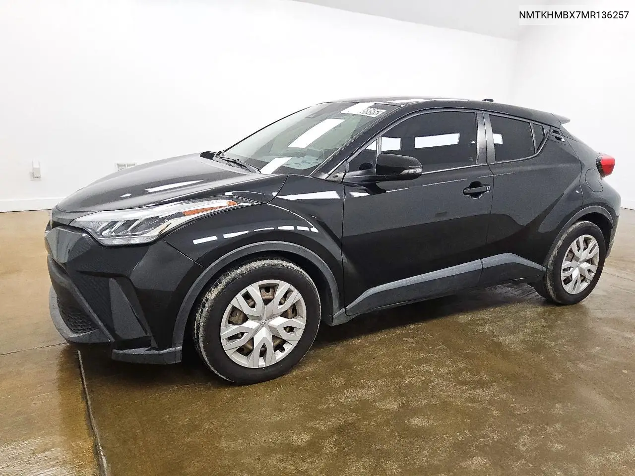 TOYOTA C-HR 2021, VIN NMTKHMBX7MR136257