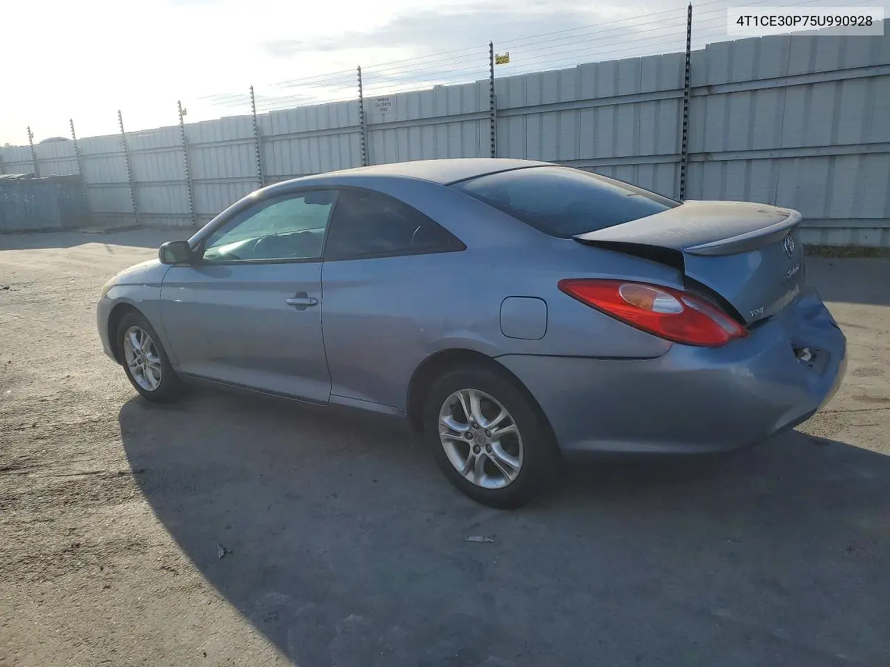 2005 TOYOTA CAMRY SOLARA VIN 4T1CE30P75U990928 — фото 2
