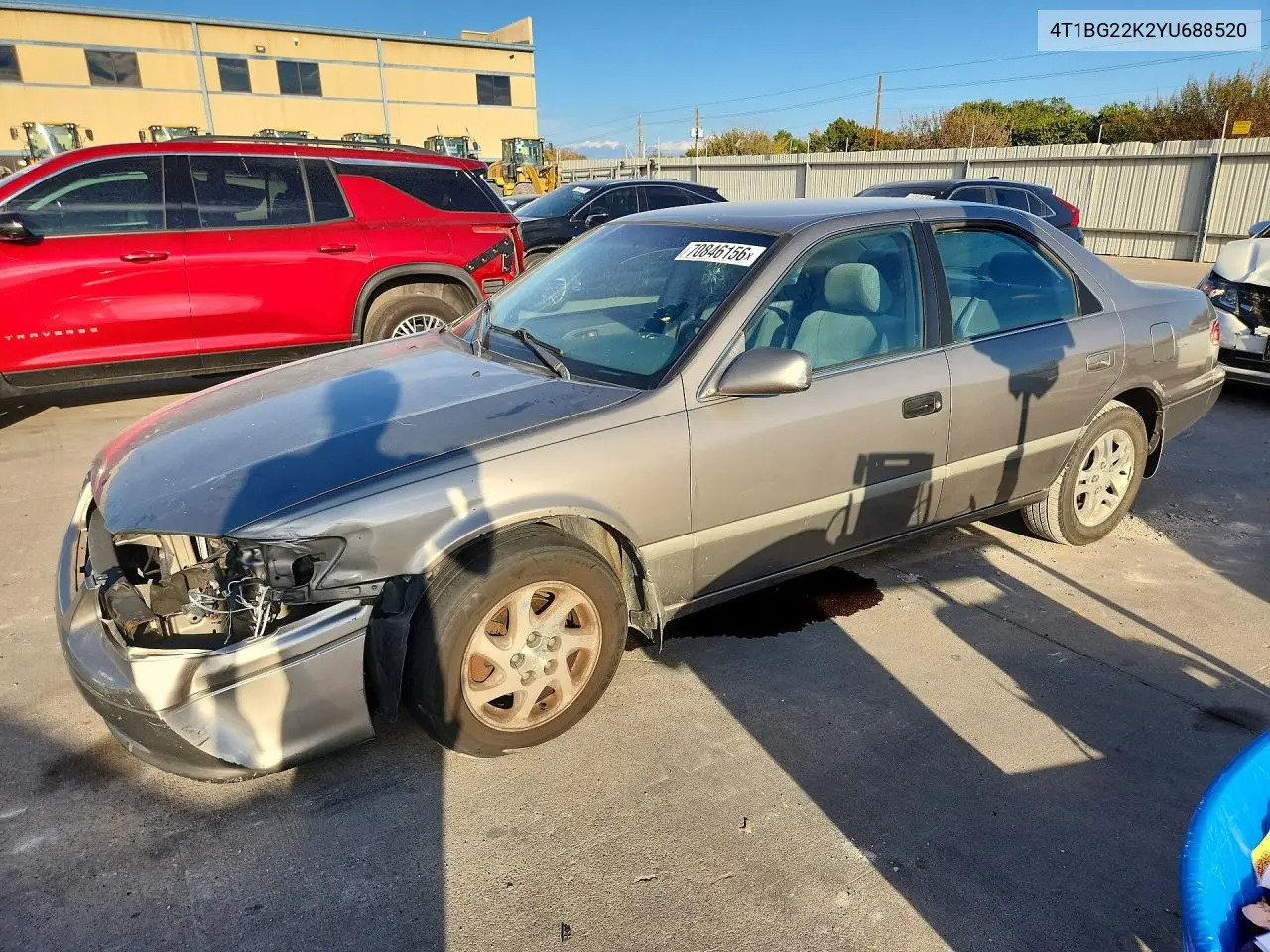 TOYOTA CAMRY 2000, VIN 4T1BG22K2YU688520
