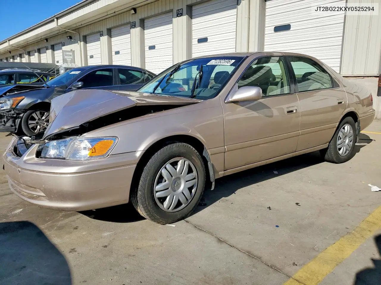 TOYOTA CAMRY 2000, VIN JT2BG22KXY0525294