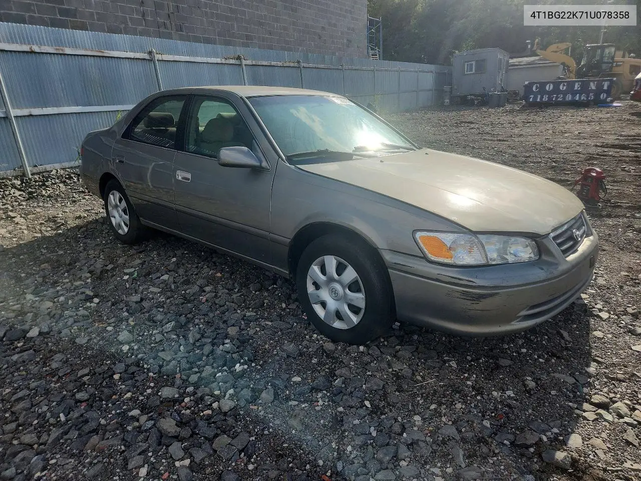 TOYOTA CAMRY 2001, VIN 4T1BG22K71U078358