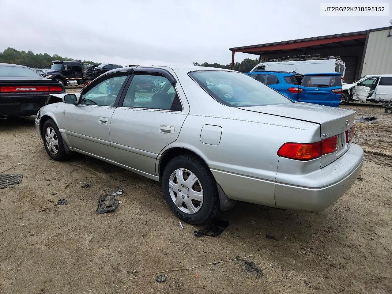 2001 TOYOTA CAMRY VIN JT2BG22K210595152 — фото 2