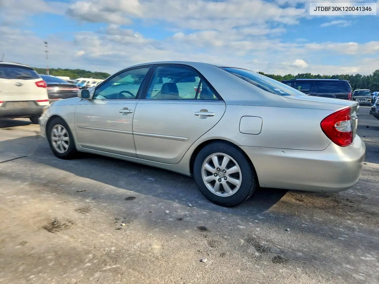2002 TOYOTA CAMRY VIN JTDBF30K120041346 — фото 2