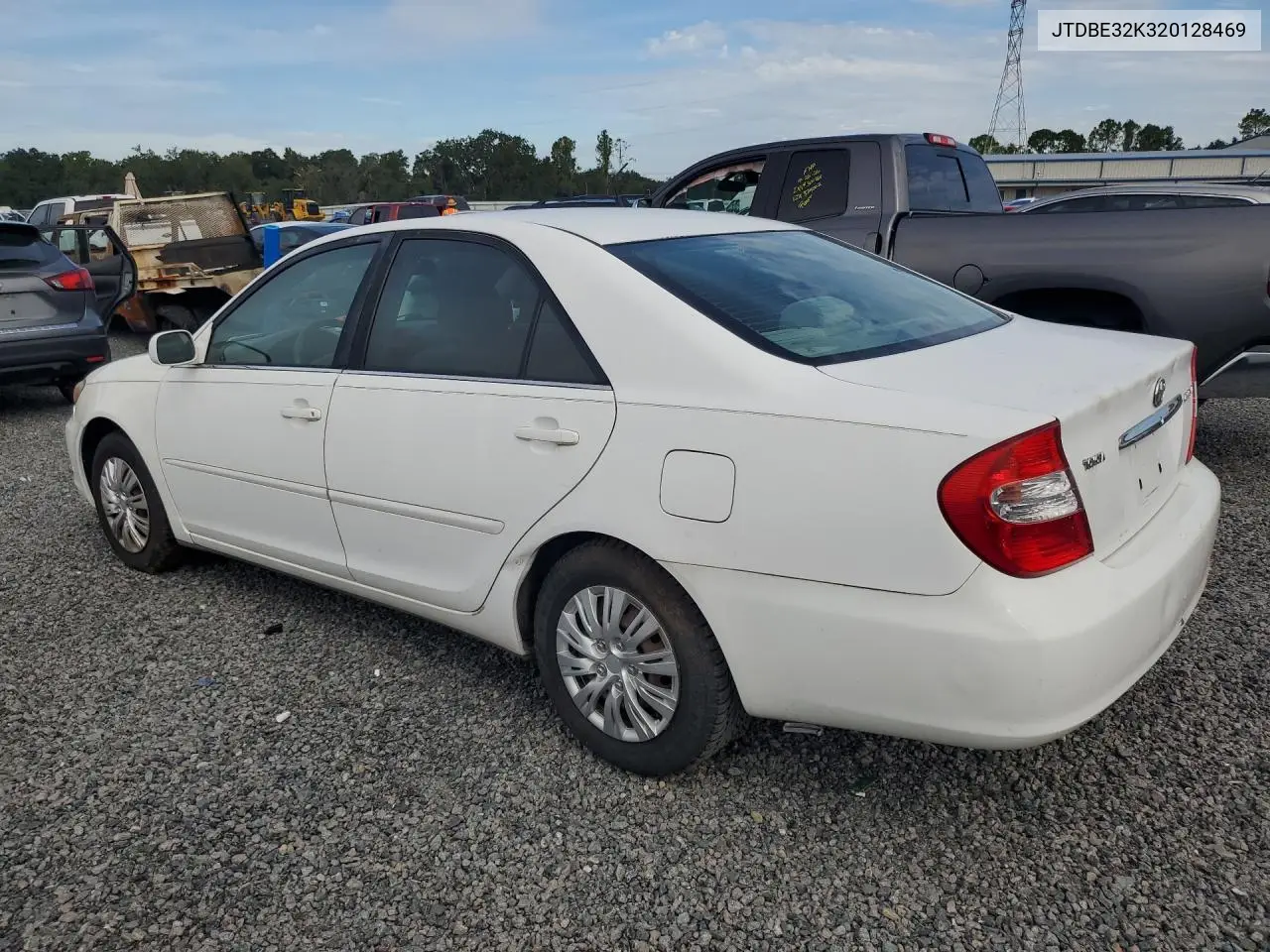 2002 TOYOTA CAMRY VIN JTDBE32K320128469 — фото 2