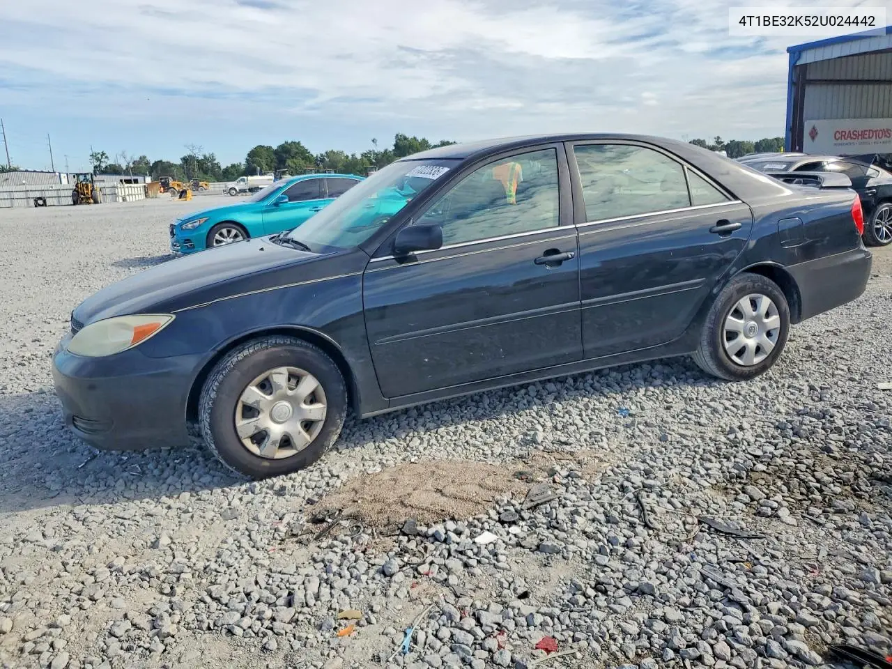 TOYOTA CAMRY 2002, VIN 4T1BE32K52U024442