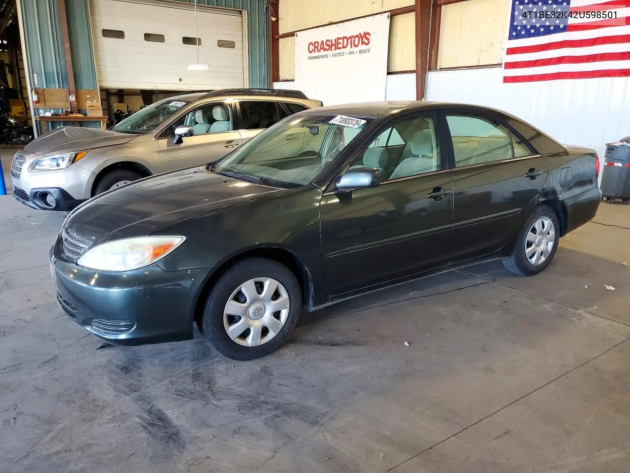 TOYOTA CAMRY 2002, VIN 4T1BE32K42U598501