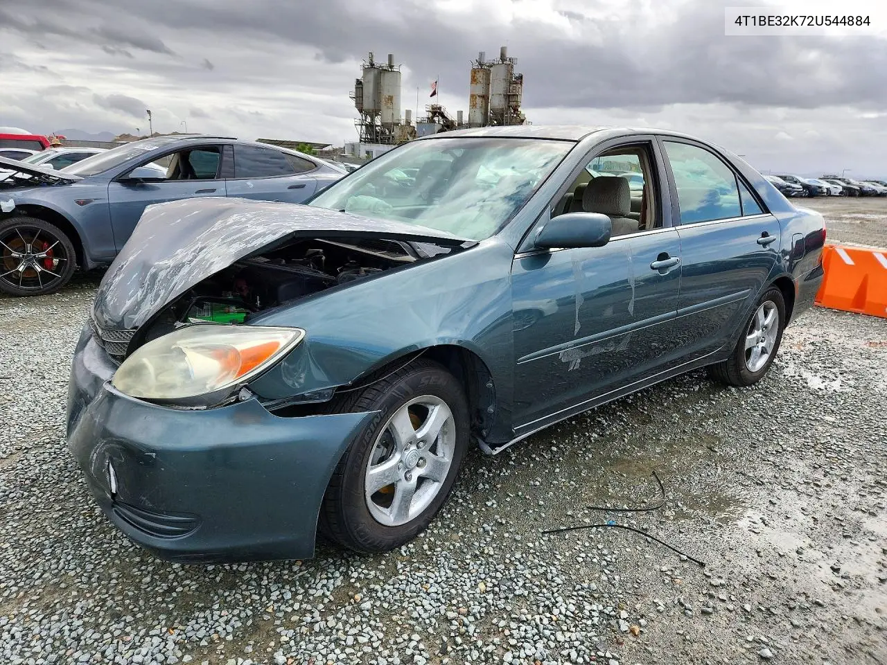 TOYOTA CAMRY 2002, VIN 4T1BE32K72U544884