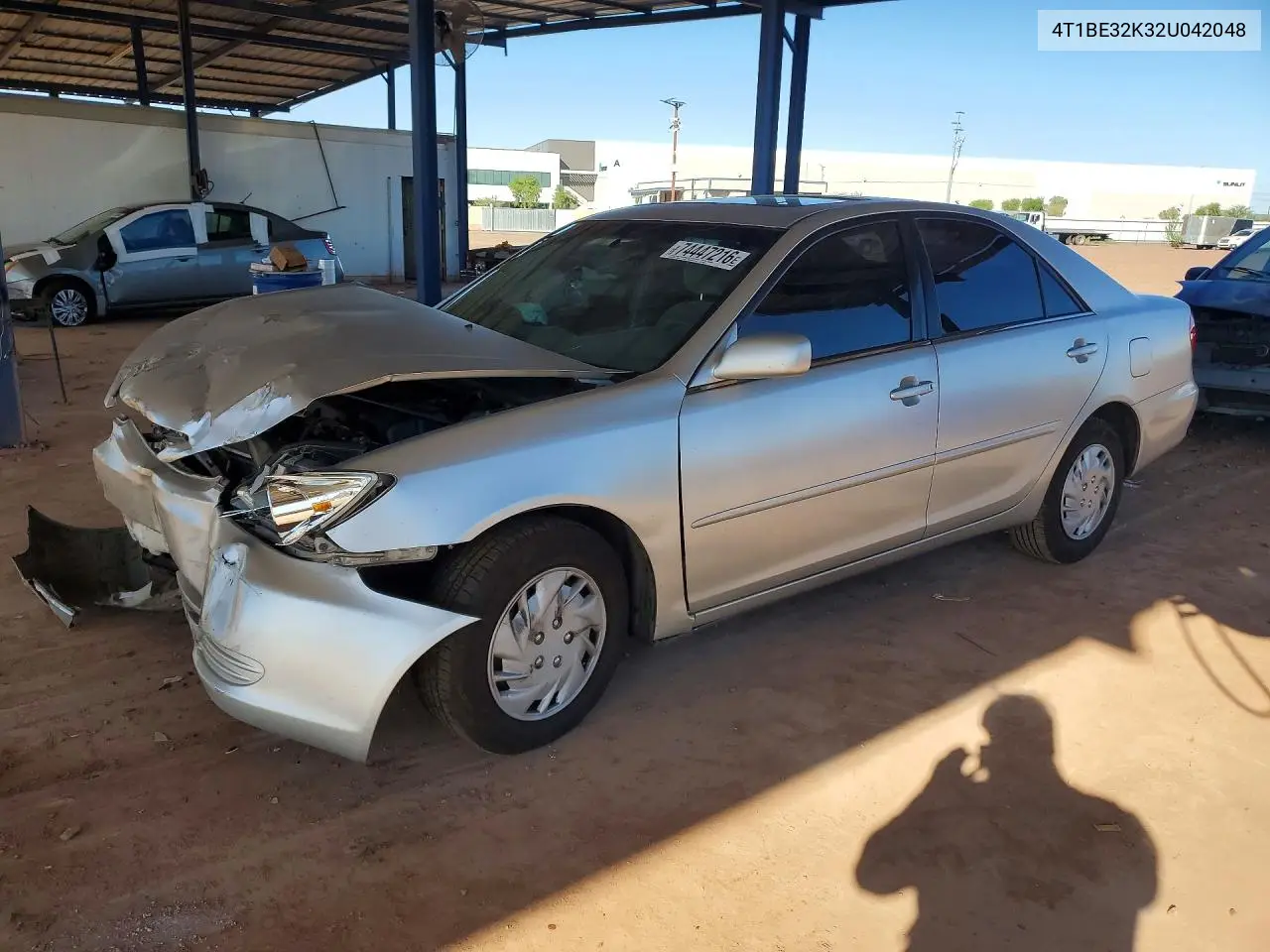 TOYOTA CAMRY 2002, VIN 4T1BE32K32U042048
